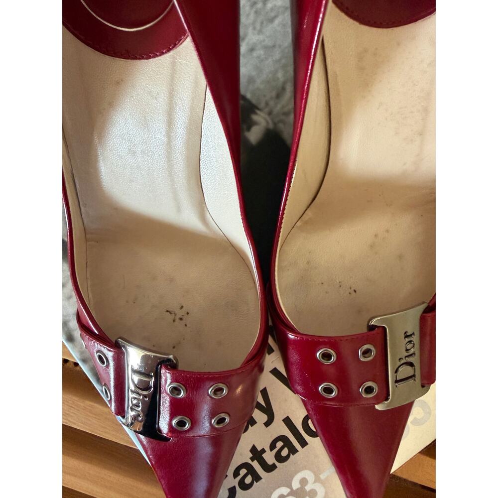 Vintage Christian Dior Red Leather Logo Buckle Pumps 38.5 - Picture 4 of 9